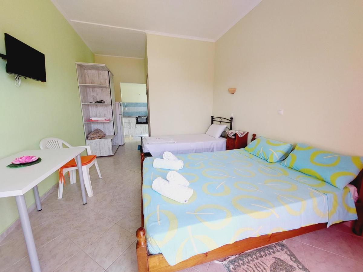 Leta Apartments Агиос-Георгиос Экстерьер фото
