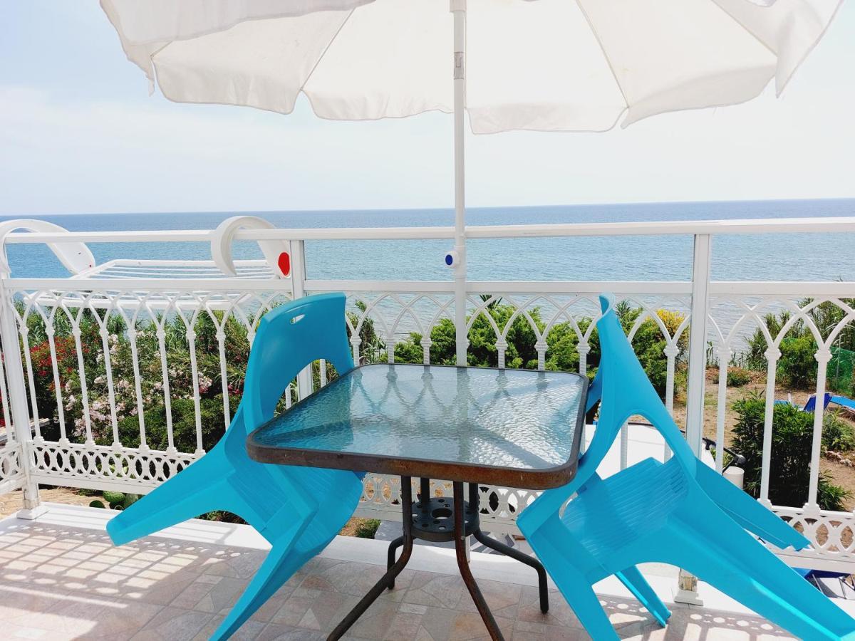 Leta Apartments Агиос-Георгиос Экстерьер фото