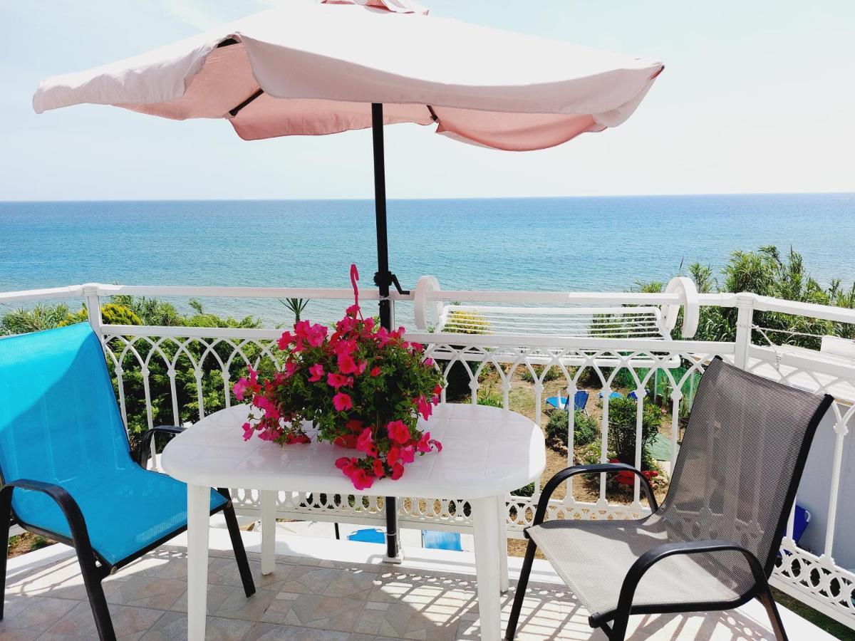Leta Apartments Агиос-Георгиос Экстерьер фото