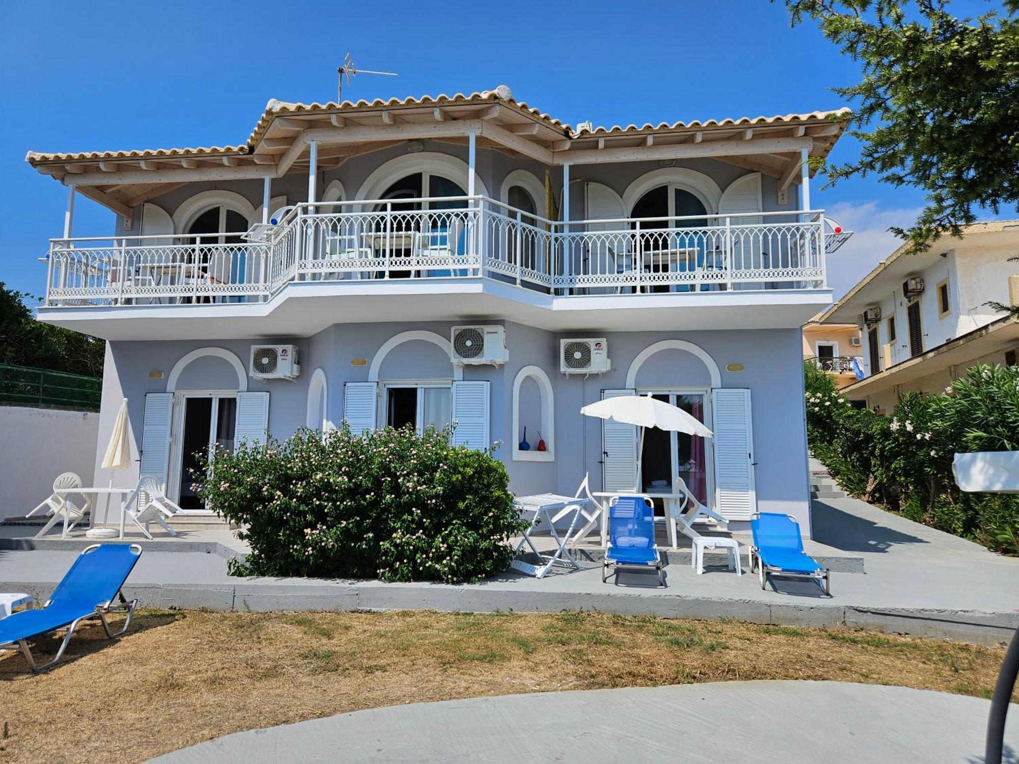 Leta Apartments Агиос-Георгиос Экстерьер фото